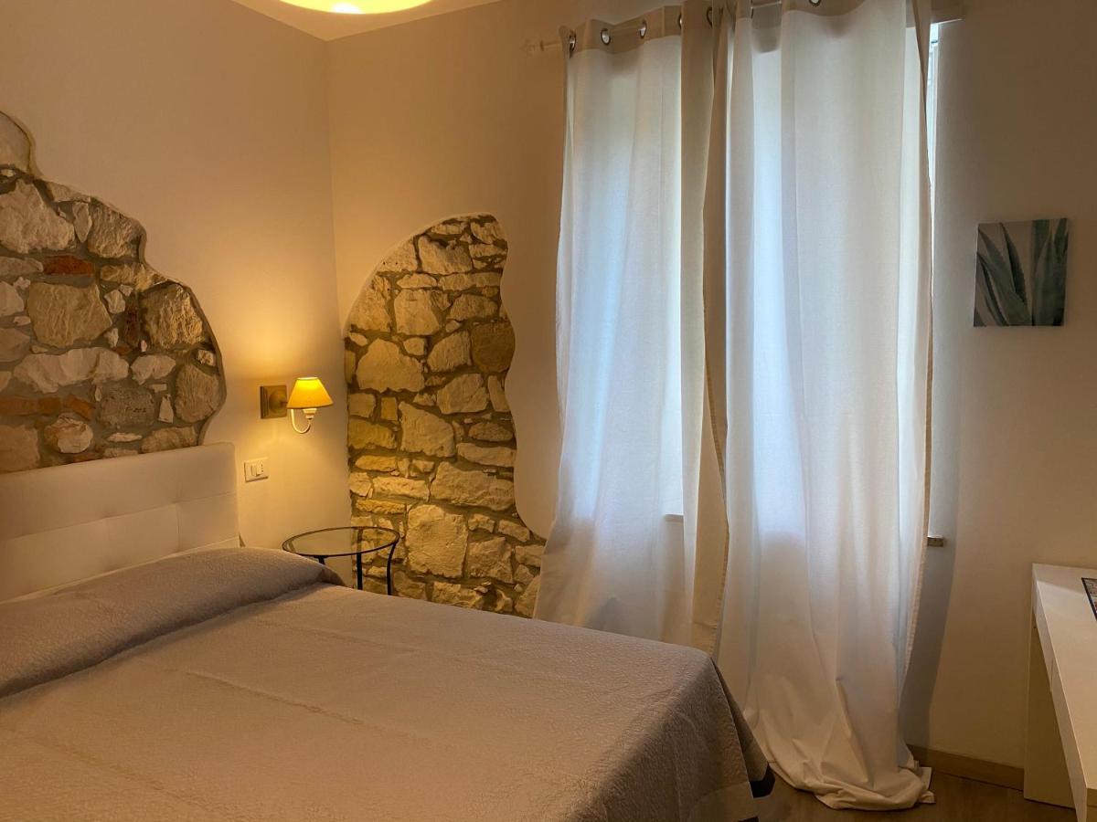 Unique Rooms Verona Bagian luar foto